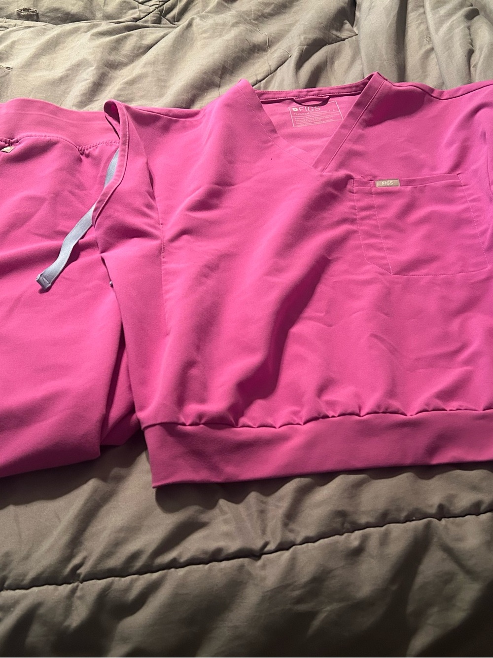FIGS Women's Hot Pink Scrub Top and Pants Set